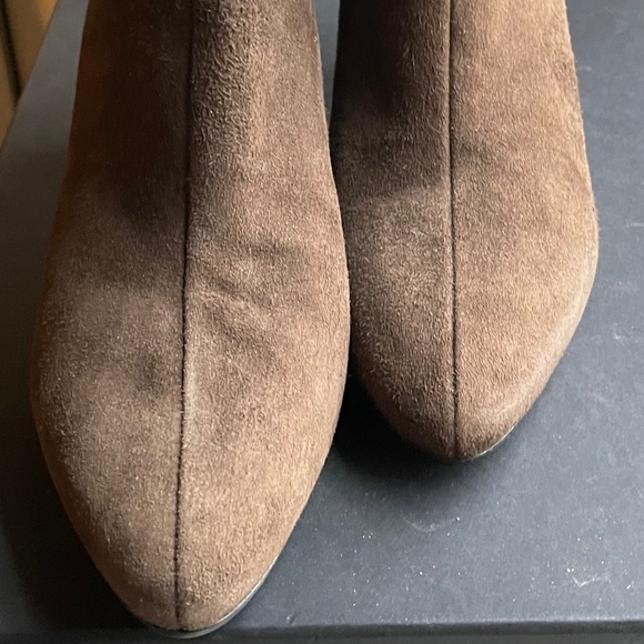 Prada Chocolate Brown Ankle Boots size 39 new heels soles in pristine condition - Picture 6 of 14